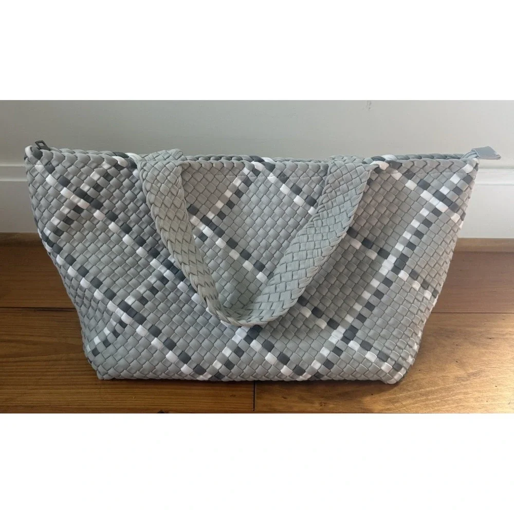 Haute Shore Neoprene Woven Shopper Tote Zip Top Shoulder Bag Gray White - Picture 3 of 16